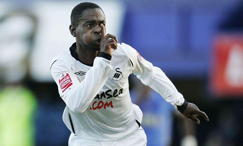Nathan Dyer Gantung Sepatu Pada Usia 33 Tahun