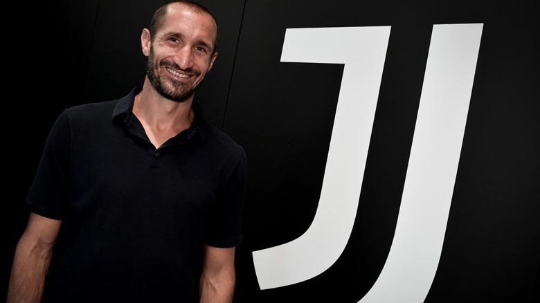 Chiellini Yakin Allegri Bisa Bantu Juve Raih Scudetto