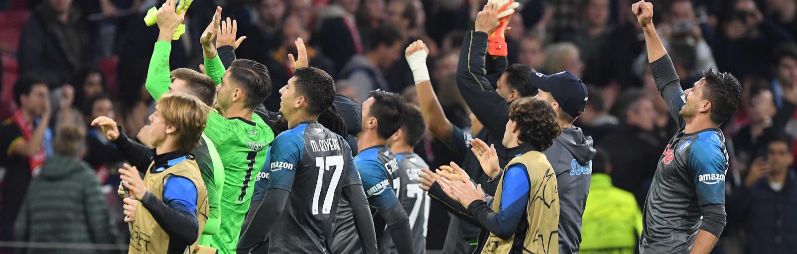 Napoli Makin Ganas, Bantai Ajax 6-1