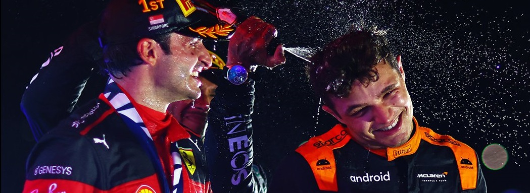 Carlos Sainz Berterima Kasih kepada Lando Norris karena Bantu Menang di GP Singapura 2023