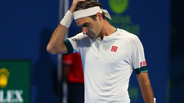 Federer Akan Absen Cukup Lama Setelah Operasi