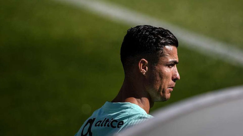 Santos: Ronaldo Akan Tampil Dalam Laga Ketiga Portugal