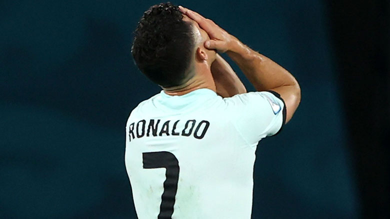 Cristiano Ronaldo Dikritik Dua Legenda Juventus