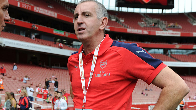 Winterburn Peringatkan Arsenal Untuk Tak Rekrut Bissouma