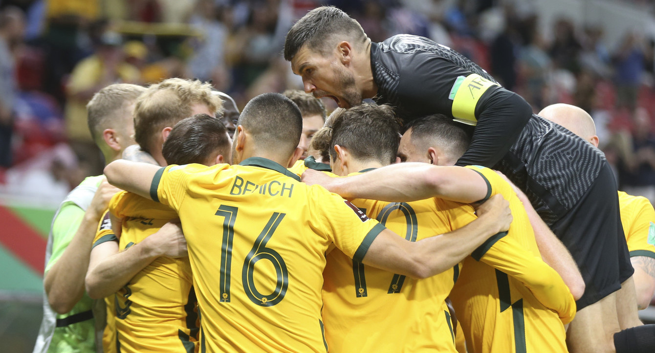Taklukkan Uni Emirat Arab 2-1, Australia Selangkah Lagi Menuju Piala Dunia