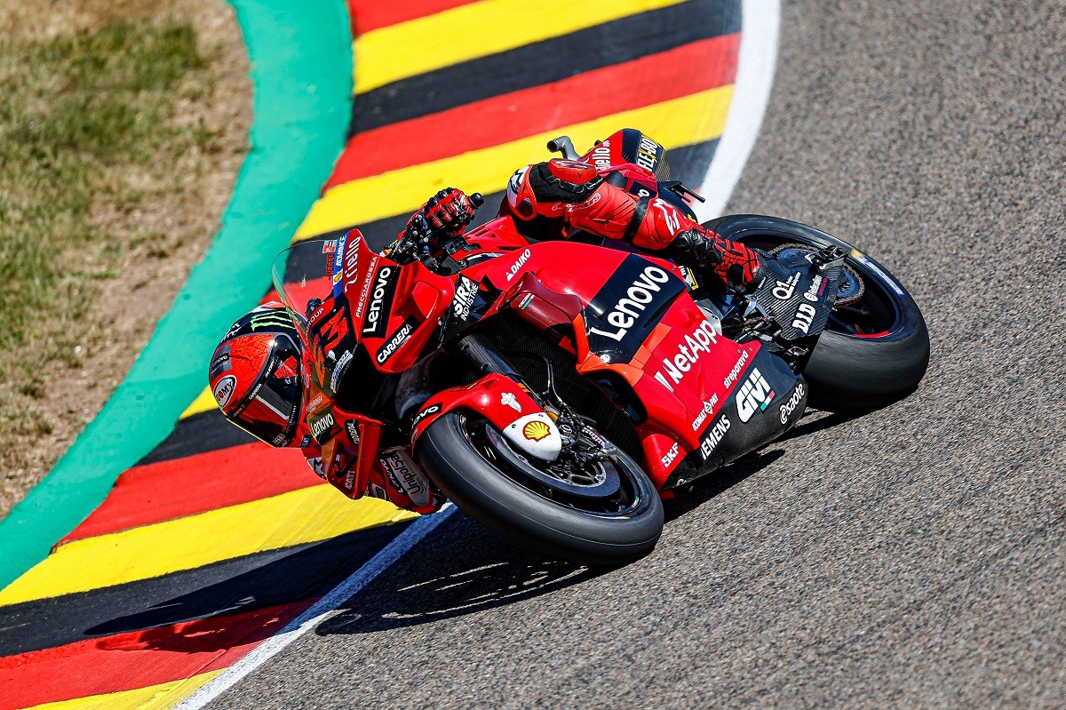 MotoGP Jerman: Pecahkan Rekor Lap Tercepat, Bagnaia Terdepan di FP3