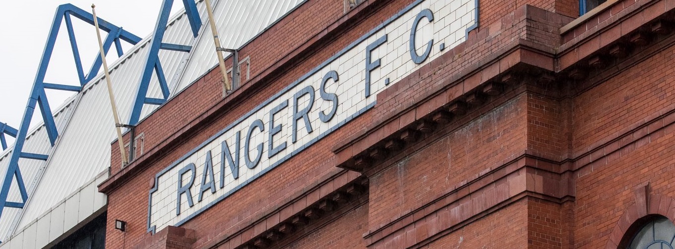 Laga Glasgow Rangers Kontra Napoli Resmi Diundur Sehari