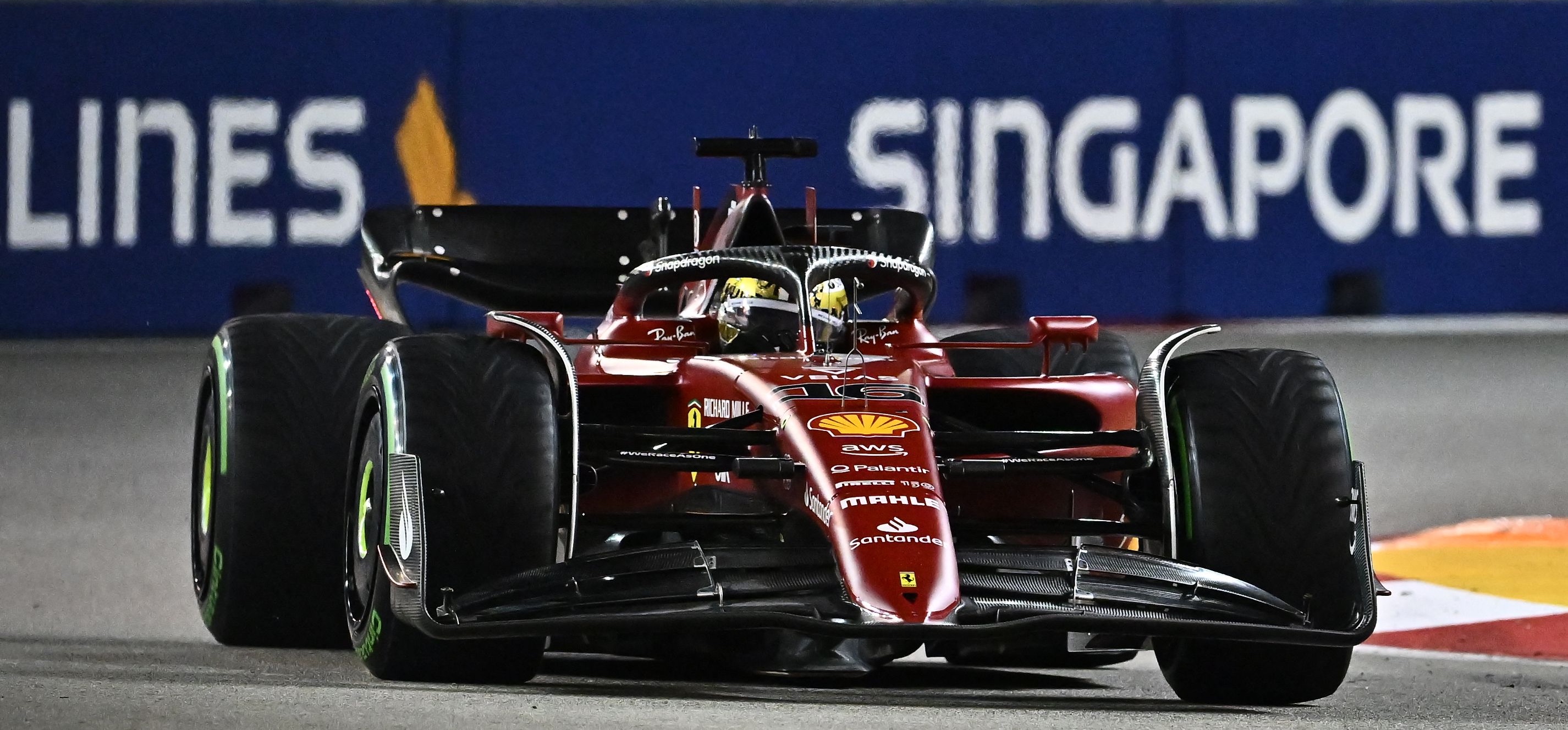 GP Singapura: Charles Leclerc Raih Pole Position, Max Verstappen di Posisi Kedelapan