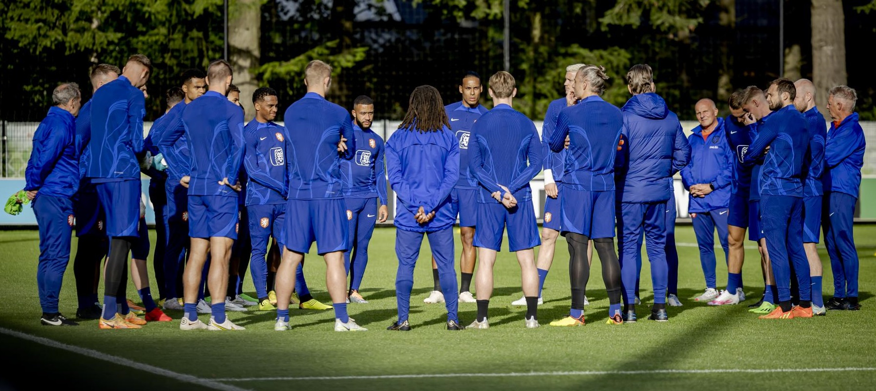 Belanda Lelang Jersey di Piala Dunia 2022 untuk Pekerja Migran di Qatar