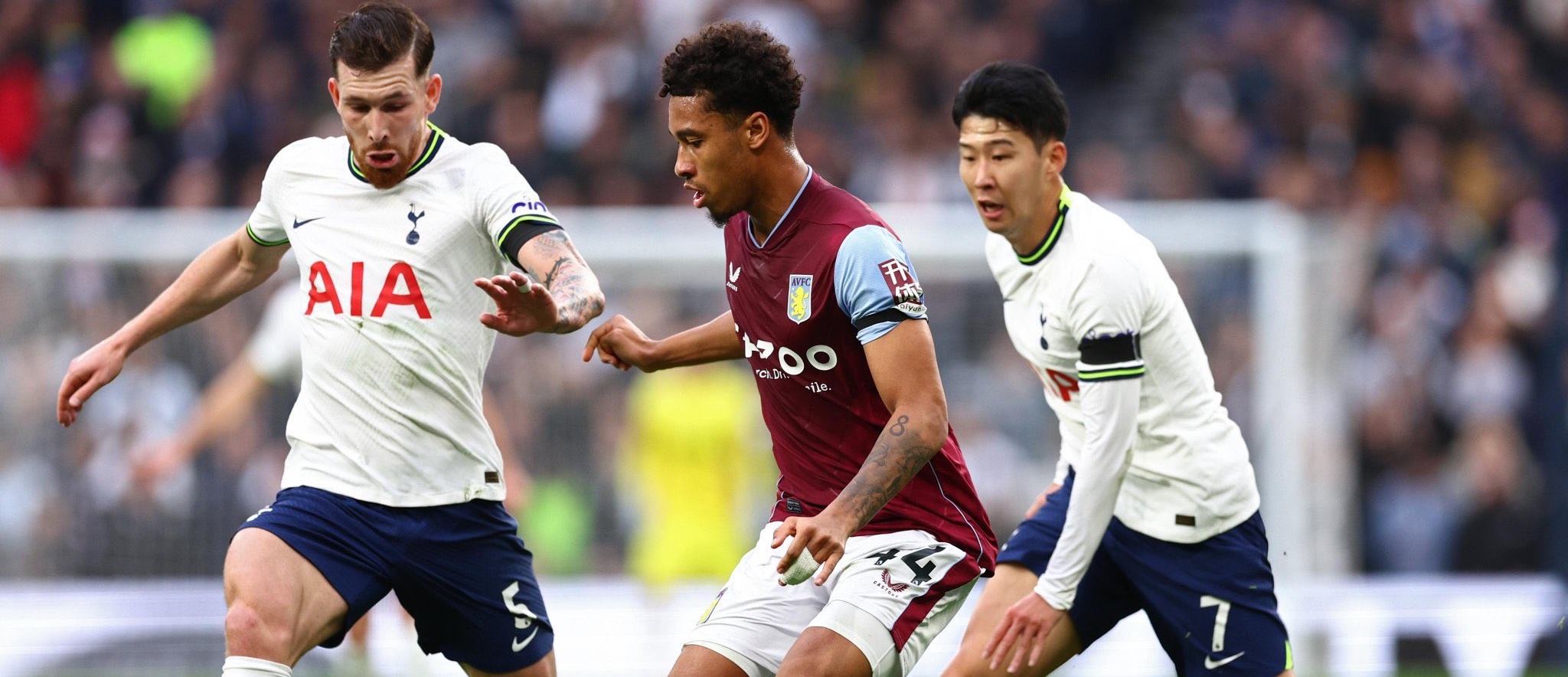 Tottenham 0-2 Aston Villa: Dibekuk Skuad Unai Emery, The Lilywhites Terlempar dari Empat Besar