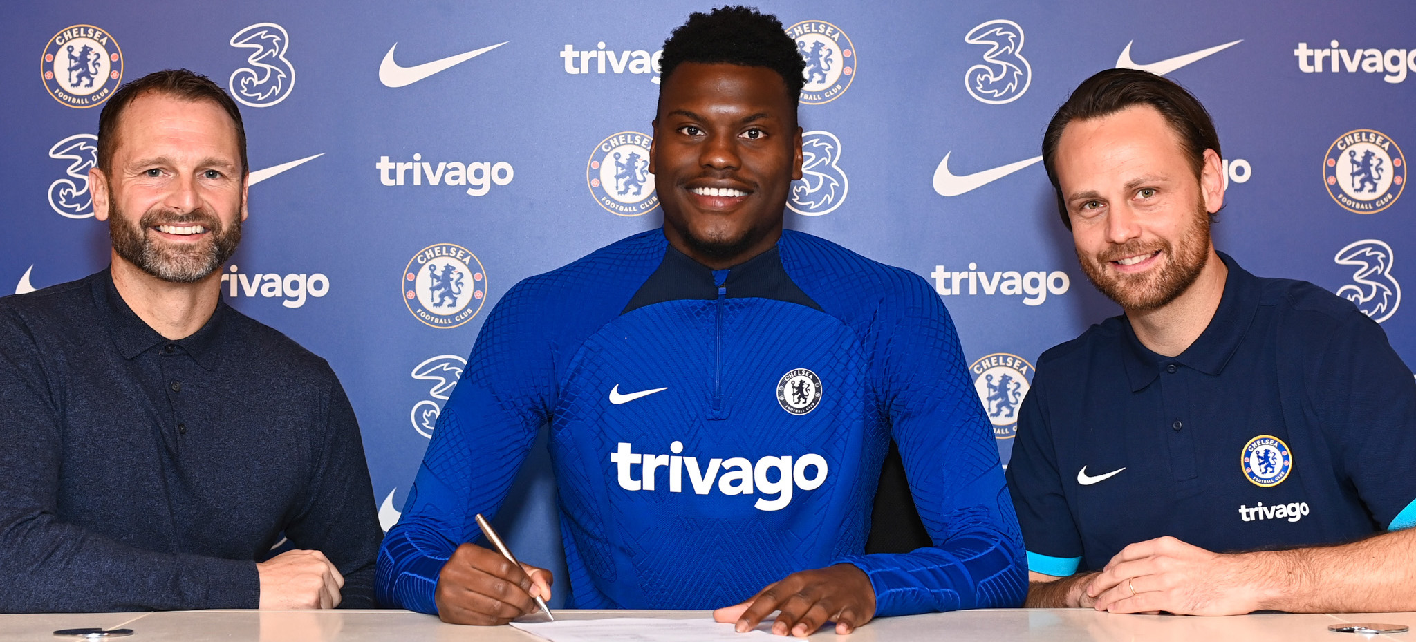 Chelsea Resmi Gaet Benoit Badiashile dari Monaco Dengan Kontrak Selama 7 Setengah Tahun