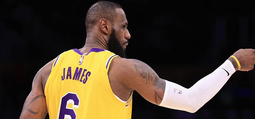 Cetak 48 poin, LeBron James Bantu LA Lakers Hentikan Tiga Kekalahan Beruntun