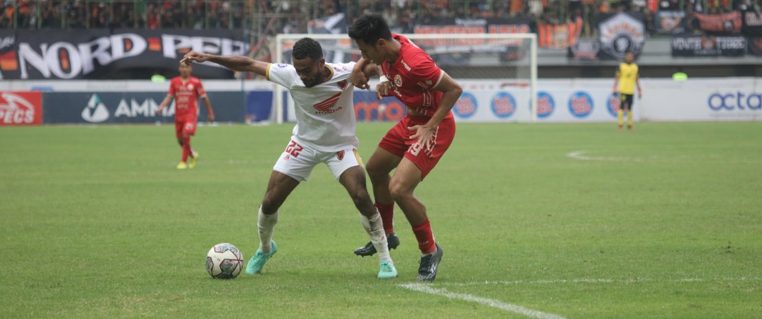Persija 4-2 PSM: Dua Gol Aji Kusuma dan Yusuf Helal Bawa Macan Kemayoran ke Puncak Klasemen