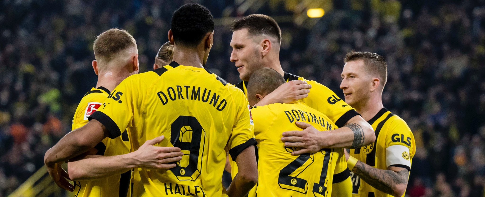 Bantai FC Koln 6-1, Borussia Dortmund Pimpin Klasemen Sementara Bundesliga
