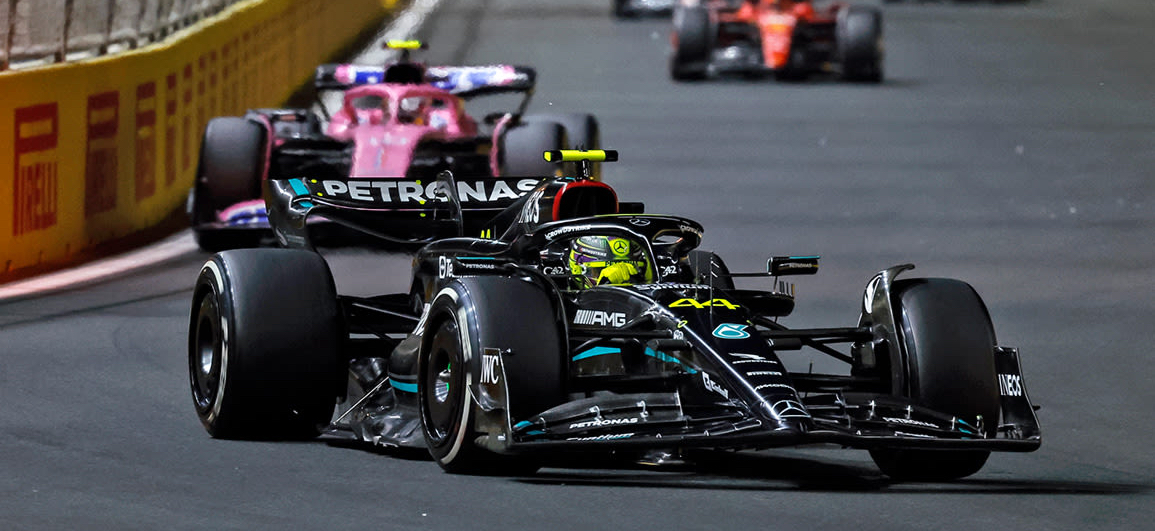 Lewis Hamilton: Red Bull Mobil Tercepat yang Pernah Saya Lihat