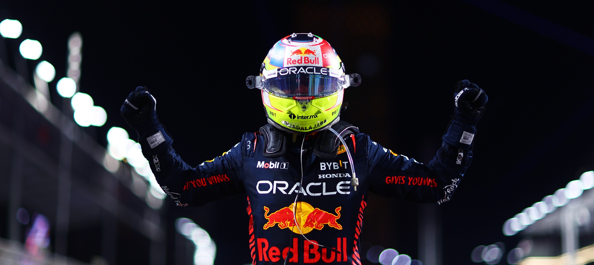 Red Bull Tak Pilih Kasih, Sergio Perez Yakin Punya Kesempatan yang Sama dengan Max Verstappen