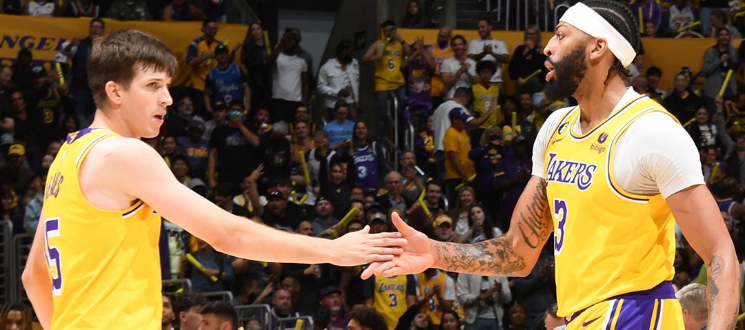 Play-off NBA 2023: Kings Imbangi Warriors, Lakers Singkirkan Grizzlies