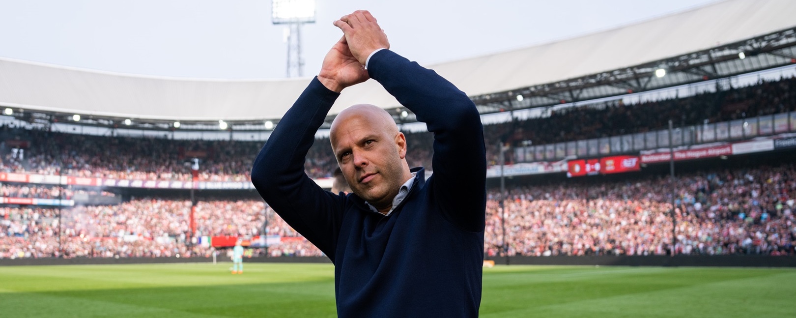 Tutup Pintu Untuk Tottenham Hotspur, Arne Slot Perpanjang Kontrak Bersama Feyenoord