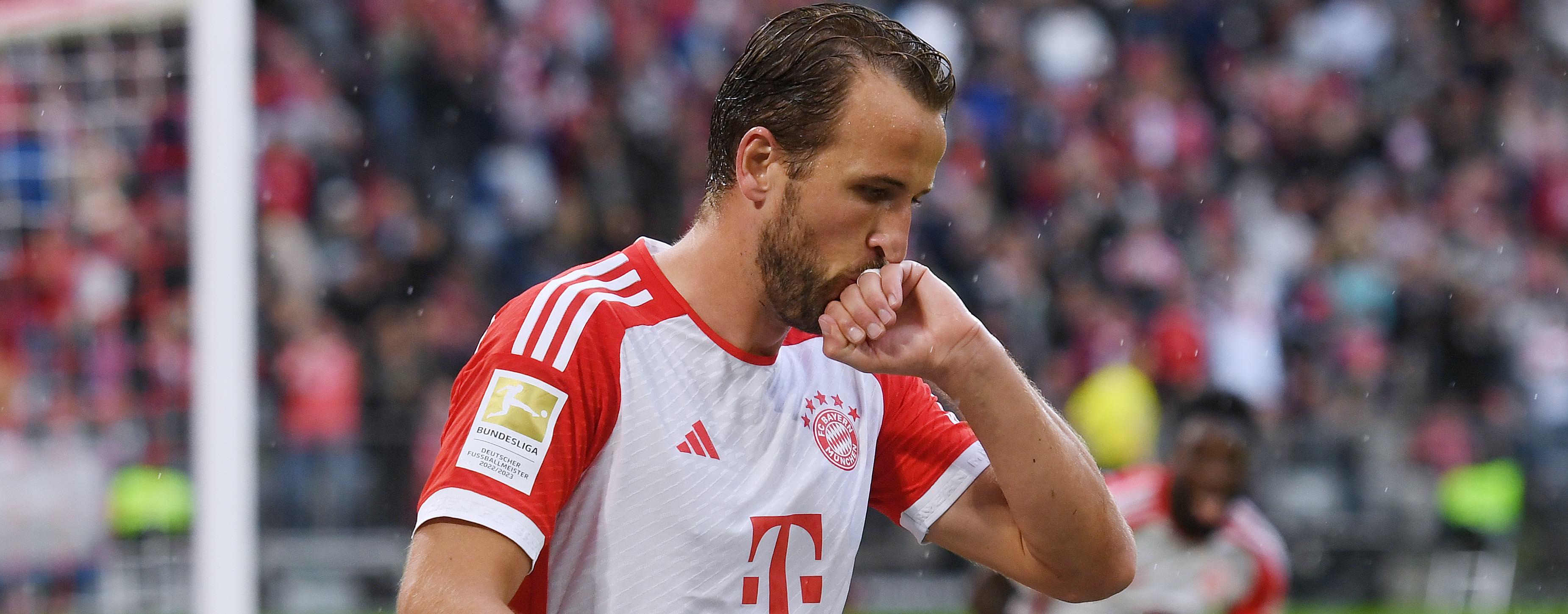 Harry Kane Cetak Brace Untuk Bawa Bayern Munich Menang 3-1 atas Augsburg
