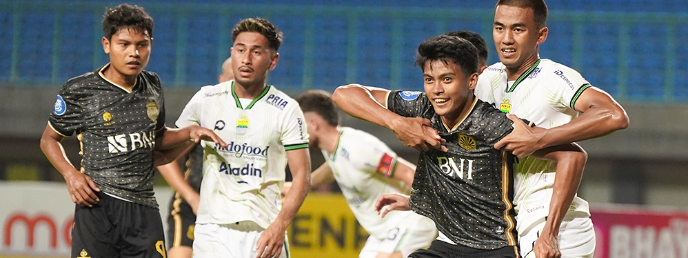 Gol Detik Terakhir Ciro Alves Bawa Persib Menang atas Bhayangkara FC