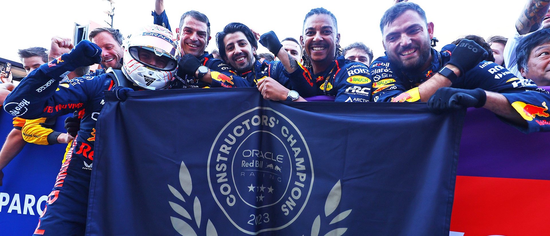 GP Jepang: Verstappen Raih Kemenangan, Red Bull Amankan Titel Juara Konstruktor