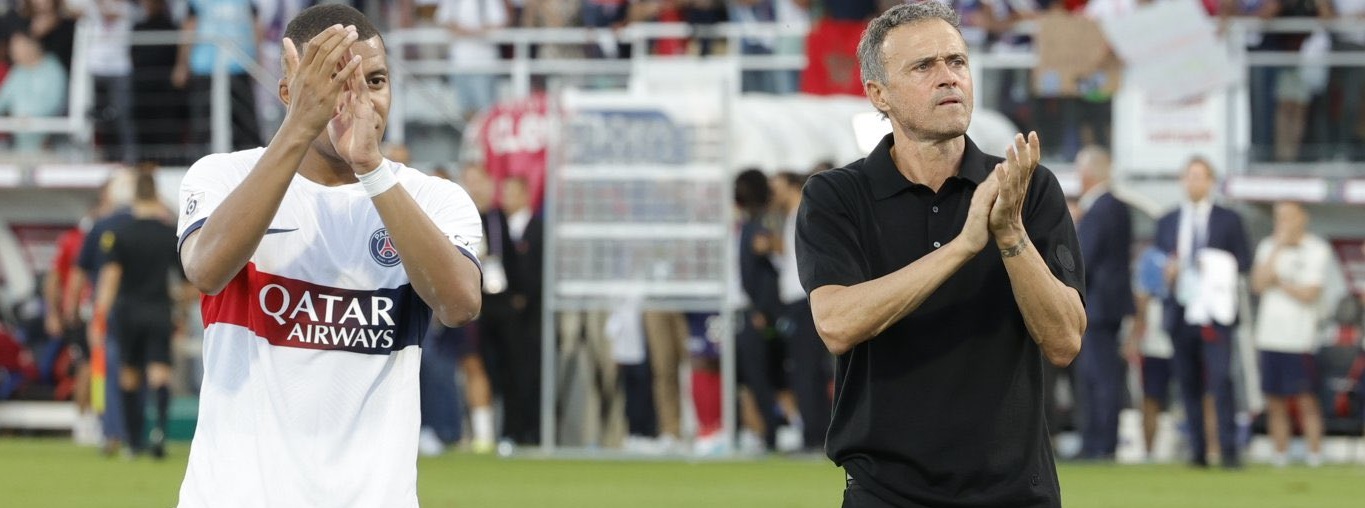 Luis Enrique Salahkan Kualitas Lapangan Saat PSG Ditahan Clermont Foot
